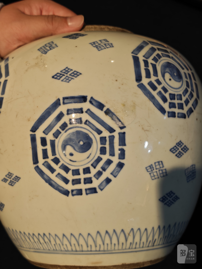 清康熙 青花八卦罐 - 图8